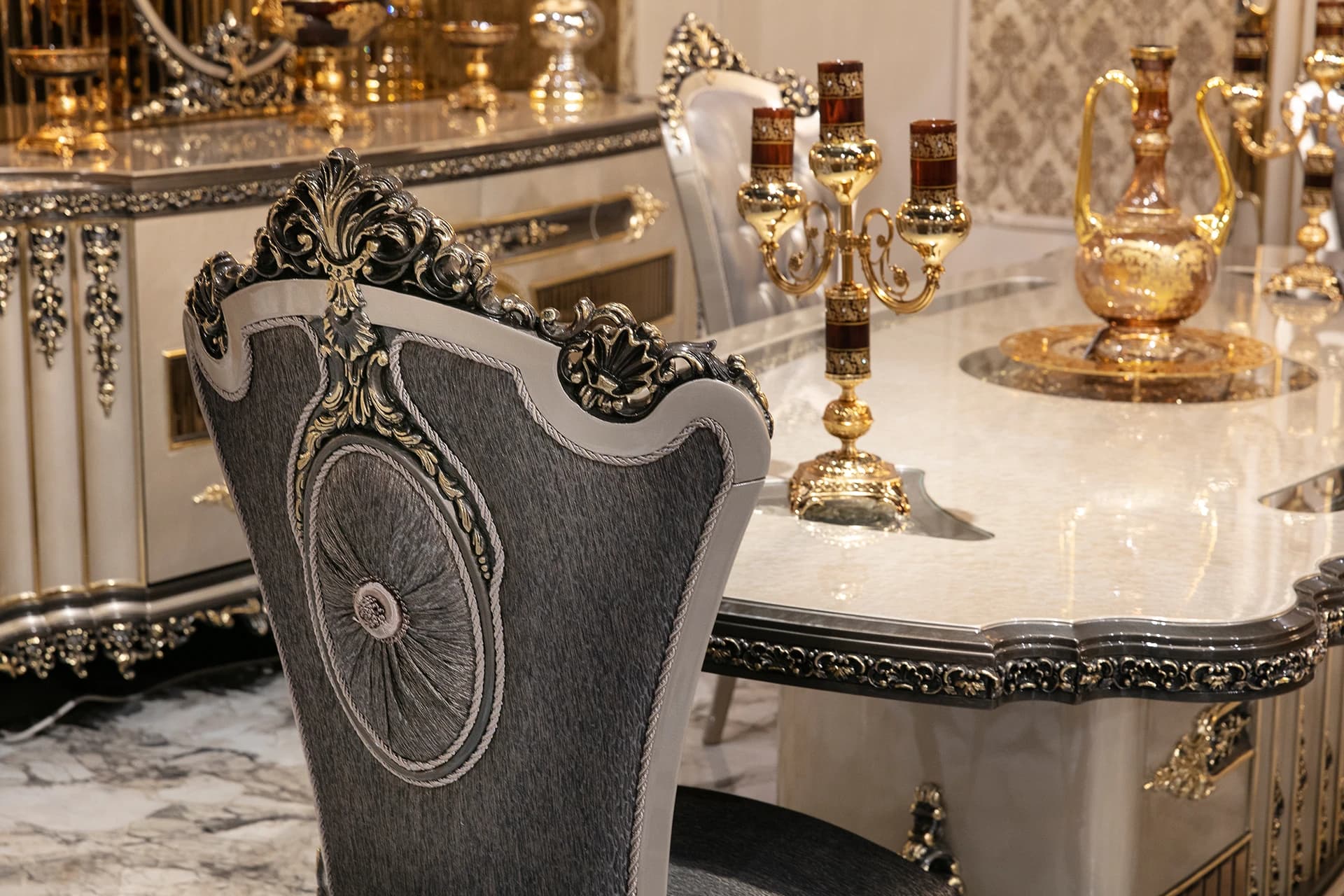 Versace Klasik Yemek Odası Takımı