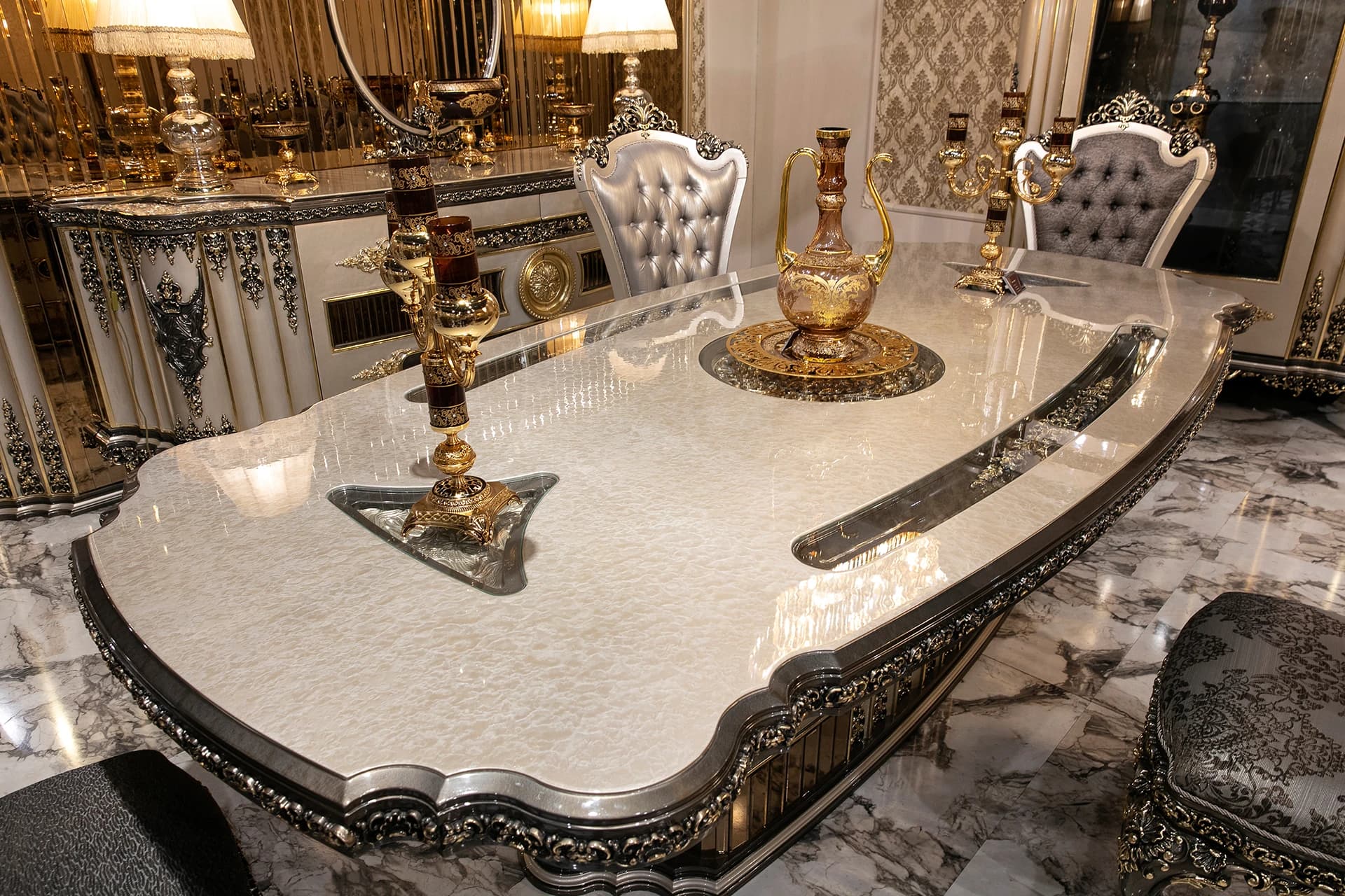 Versace Klasik Yemek Odası Takımı